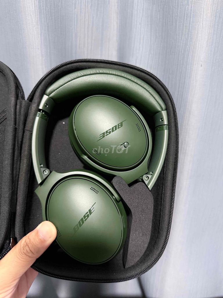 Tai nghe Bose QC Headphone  Xanh rêu Like new. Mua bán Tivi, Âm thanh tại Thành phố Vĩnh Long Vĩnh Long được đăng bởi Nguyễn Phúc Hậu hình 1