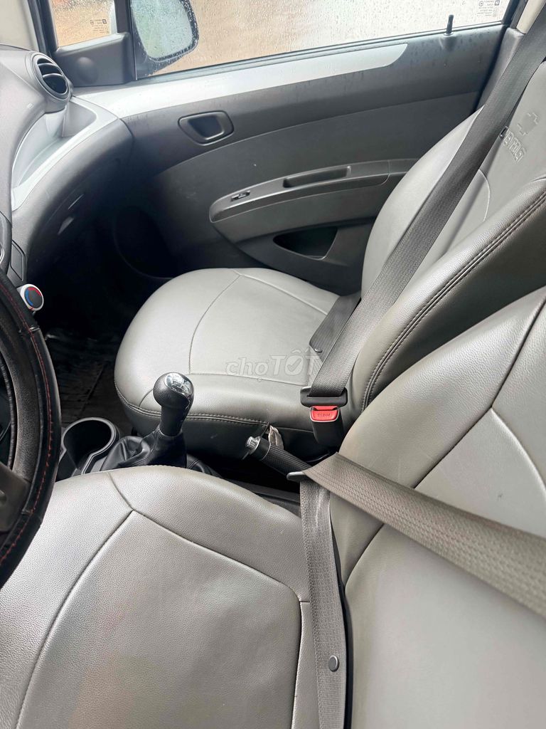 Chevrolet Spark LS 2016 1.2 МКПП Серебристый