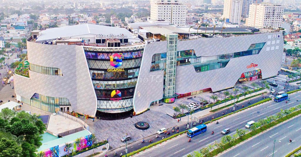 Nhà ngay Gigamall gần 90m2 chỉ 4,8 tỷ