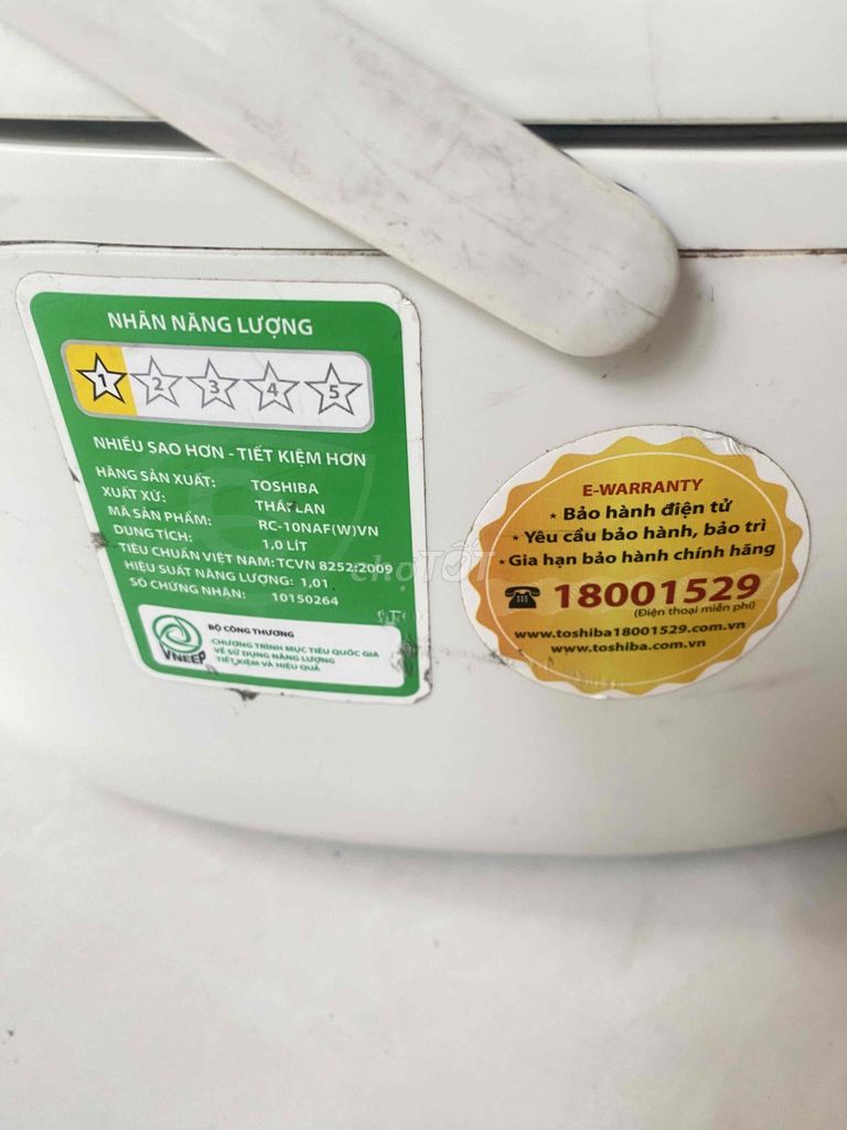 nồi cơm điện tử hiệu toshiba 1L 600w RC10naf