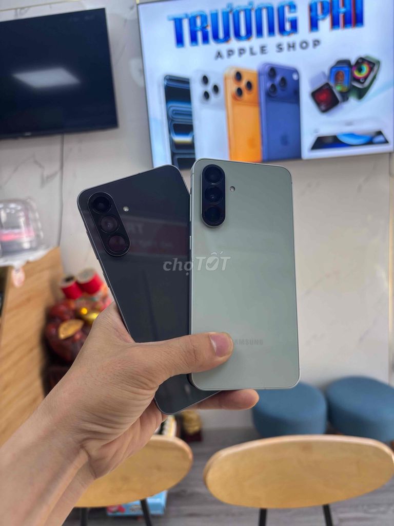 Samsung Galaxy A56 8GB/128GB Xám, Xanh. Mua bán Điện thoại tại Quận Sơn Trà Đà Nẵng được đăng bởi Diễm Diễm hình 1