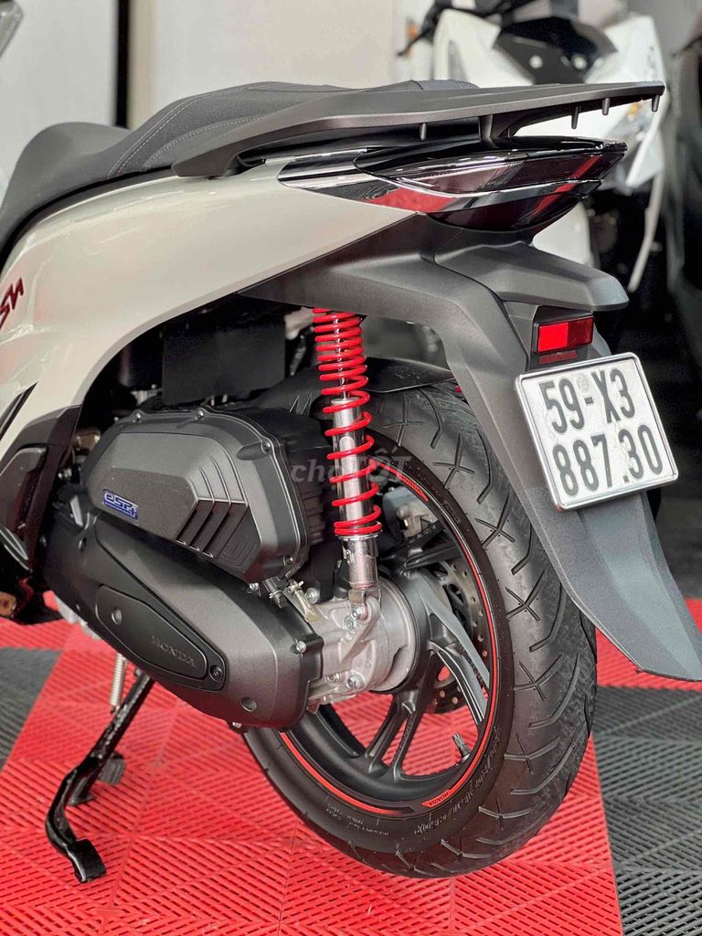 💥SH160i ABS đời 2023 BSTP chính chủ xe lướt💥