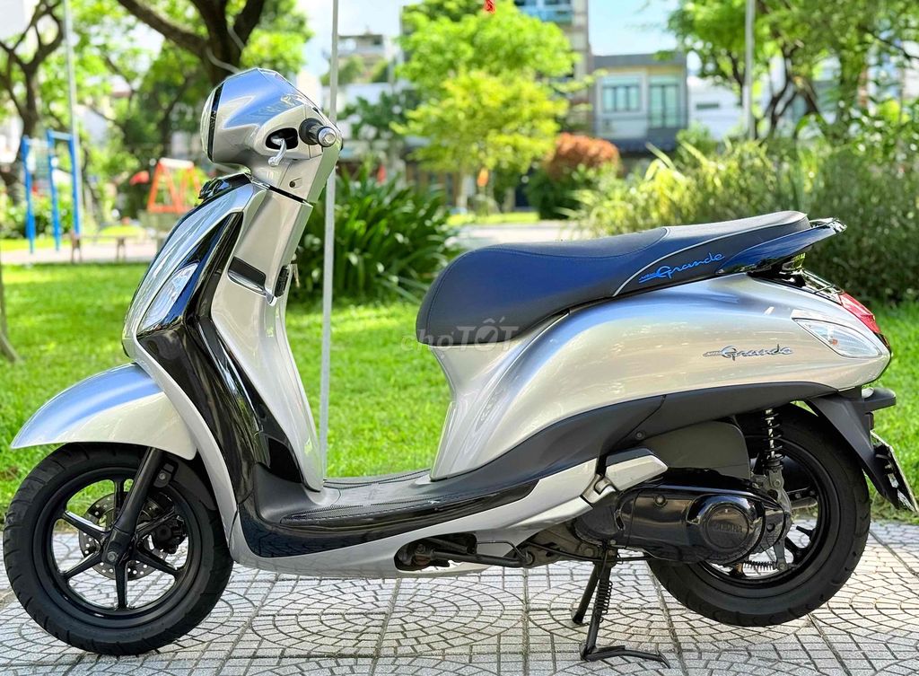Grande 2020 abs đèn led, nợ xấu đưa 9tr lấy xe. Mua bán Xe máy tại Quận Sơn Trà Đà Nẵng được đăng bởi AN  chuyên mua bán xe máy cũ tại 386 ngô quyền sơn trà đà nẵng  BÁN XE TRẢ GÓP hình 2