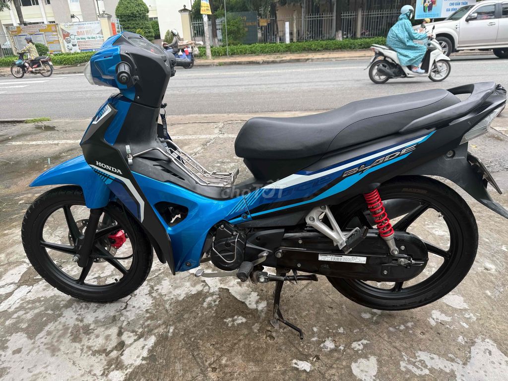 📌 Honda blade 110 mâm đĩa - có bán trả góp. Mua bán Xe máy tại Quận Ninh Kiều Cần Thơ được đăng bởi CHXM HƯNG 39  Bán Trả Góp hình 3