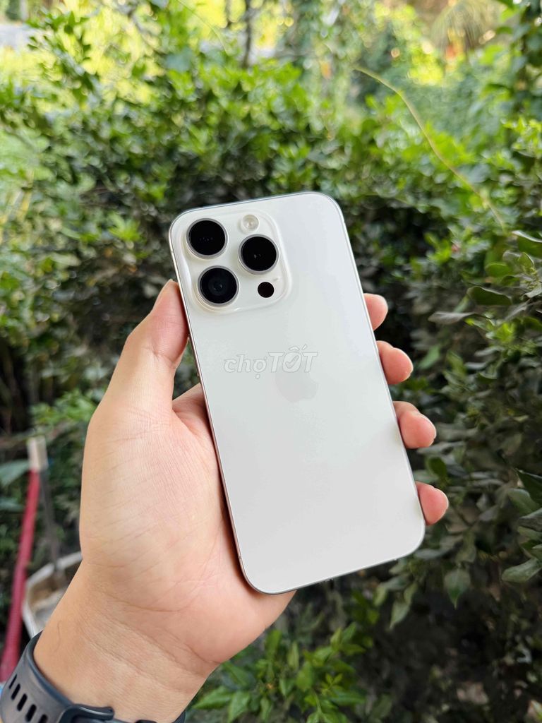 Apple iPhone 15 Pro 128GB Trắng 99% mới. Mua bán Điện thoại tại Huyện Tam Bình Vĩnh Long được đăng bởi Trong Tran hình 1
