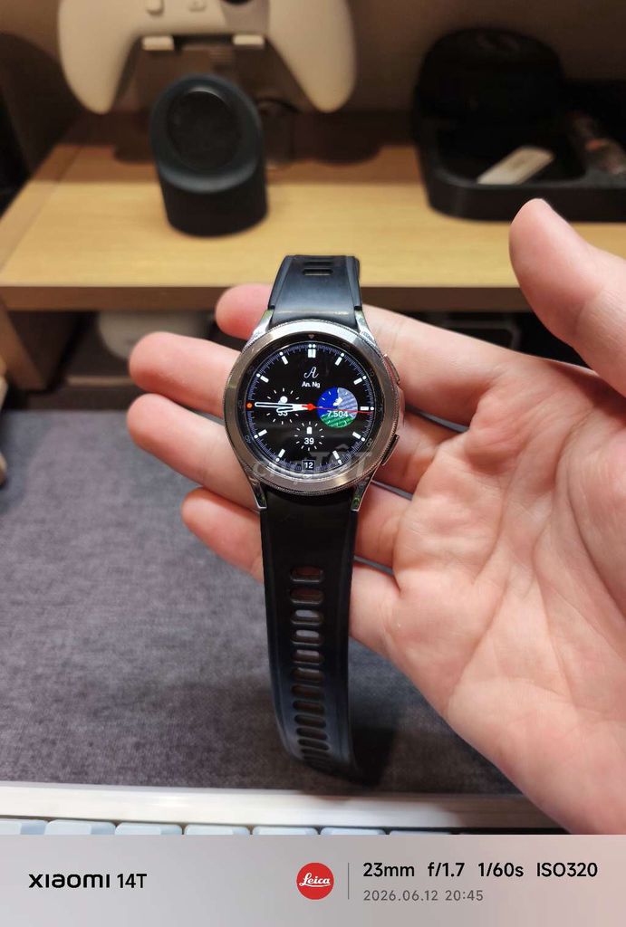 Samsung Galaxy Watch 4 Classic 42mm Đen. Mua bán Thiết bị đeo thông minh tại Quận Long Biên Hà Nội được đăng bởi Hải An Nguyễn hình 1