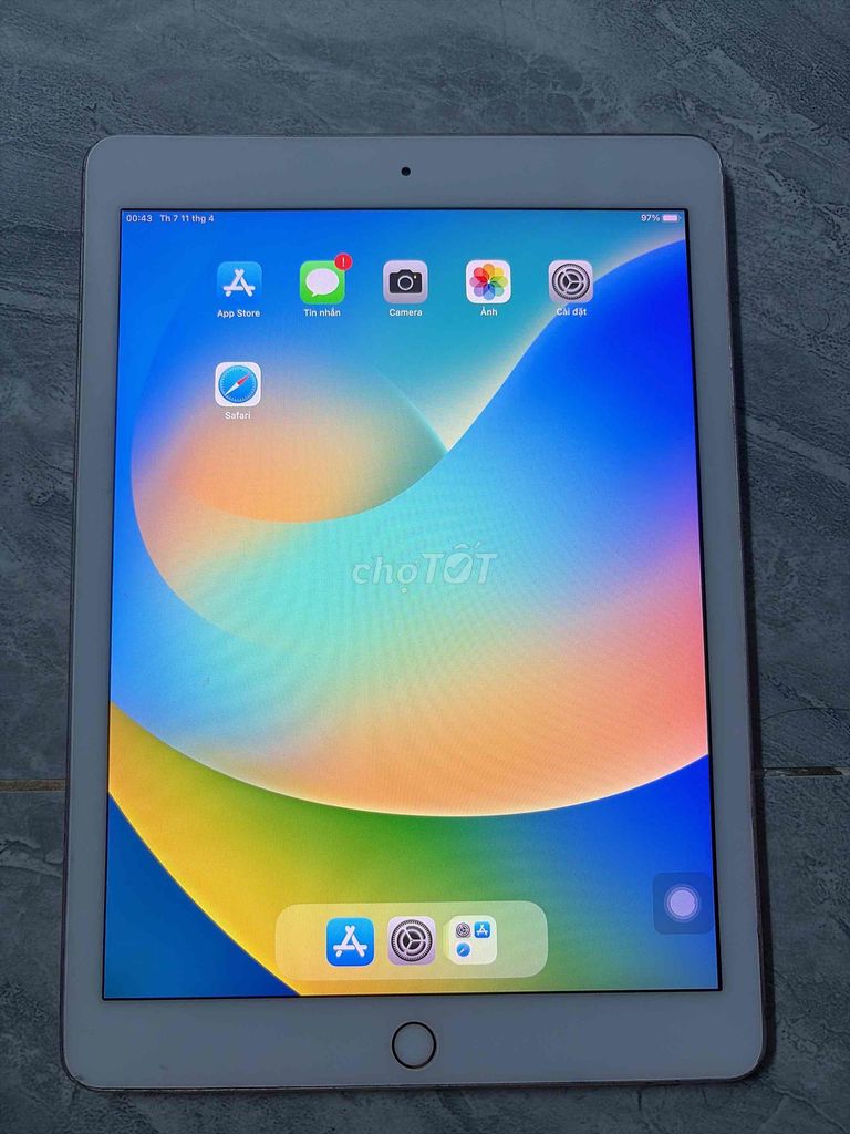 Apple iPad Pro 9.7 32G Vàng hồng. Mua bán Máy tính bảng tại Quận 1 Tp Hồ Chí Minh được đăng bởi Lucas Huỳnh hình 1