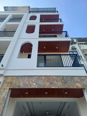 Giảm 5 tỷ! CC bán nhà Mặt phố Kim Đồng, 120m2, 6 tầng TM, 2 mặt tiền. Mua bán nhà ở tại Quận Hoàng Mai Hà Nội được đăng bởi Nguyễn Kính