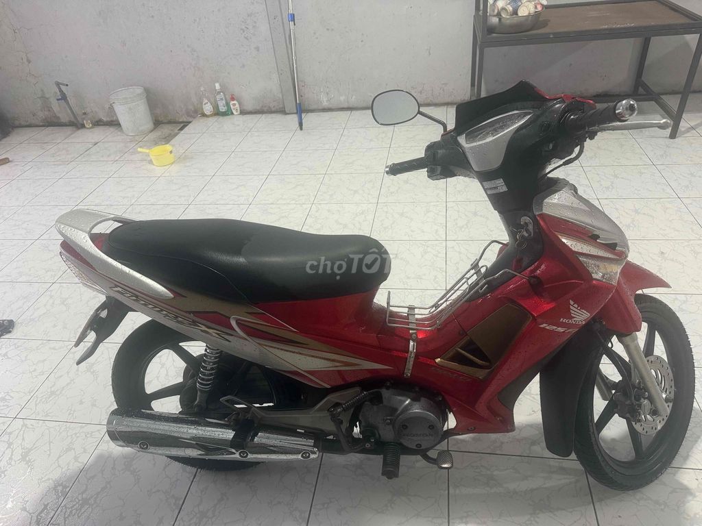 Xe nhà đi cần bán ngay chính chủ. Mua bán Xe máy tại Huyện Cai Lậy Tiền Giang được đăng bởi Cu To hình 2