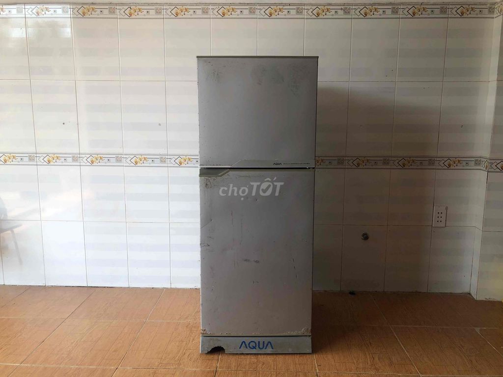 Tủ lạnh Aqua 2 ngăn Xám. Mua bán Tủ lạnh tại Thành phố Vĩnh Long Vĩnh Long được đăng bởi Ngô Bạch Long hình 1