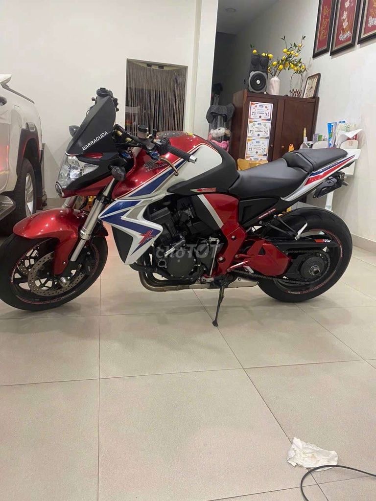 CB 1000  bản barracuda siêu hiếm. Mua bán Xe máy tại Quận Tân Phú Tp Hồ Chí Minh được đăng bởi Dương Tấn Sang hình 2
