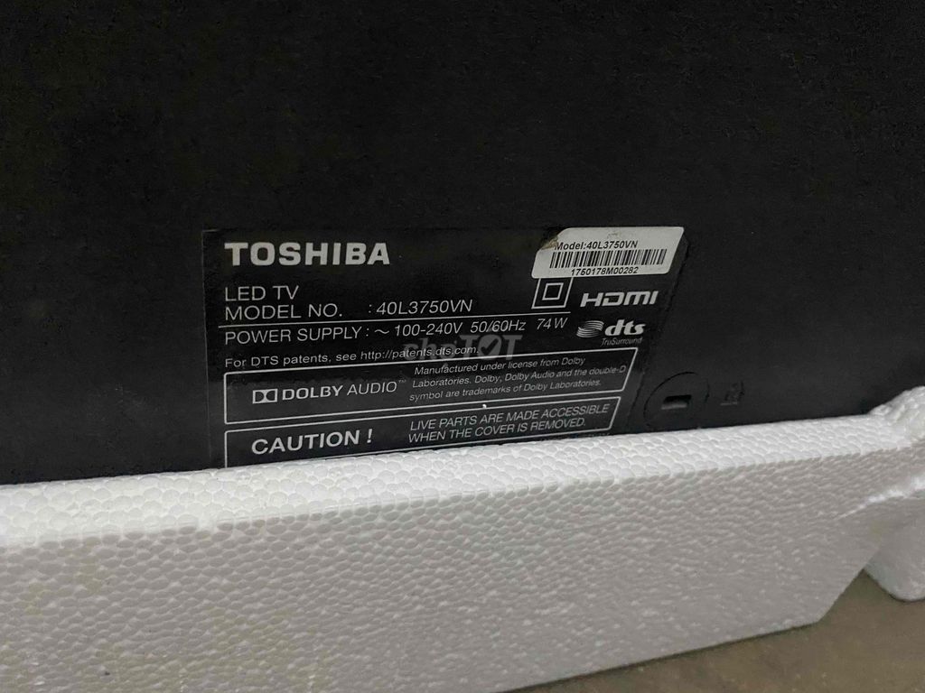 thanh lý tivi tosshiba 32inch lên nguồn k lên màn