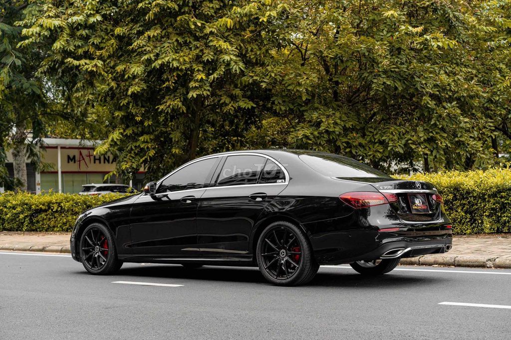 E300 AMG 2022 màu đen nt nâu siêu lướt & siêu đẹp. Mua bán Ô tô tại Quận 7 Tp Hồ Chí Minh được đăng bởi Dương Phương hình 4