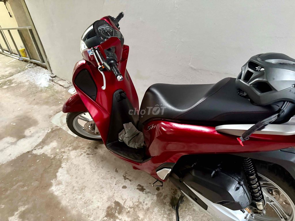 Honda SH 150 ABS 2 kênh. Mua bán Xe máy tại Quận Ninh Kiều Cần Thơ được đăng bởi Nguyễn Đức Toàn hình 4