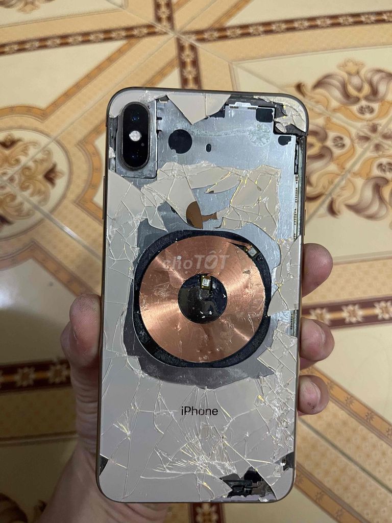 Apple iPhone XS Max Hư hỏng. Mua bán Điện thoại tại Thành phố Thủ Đức Tp Hồ Chí Minh được đăng bởi Quốc Thắng hình 1