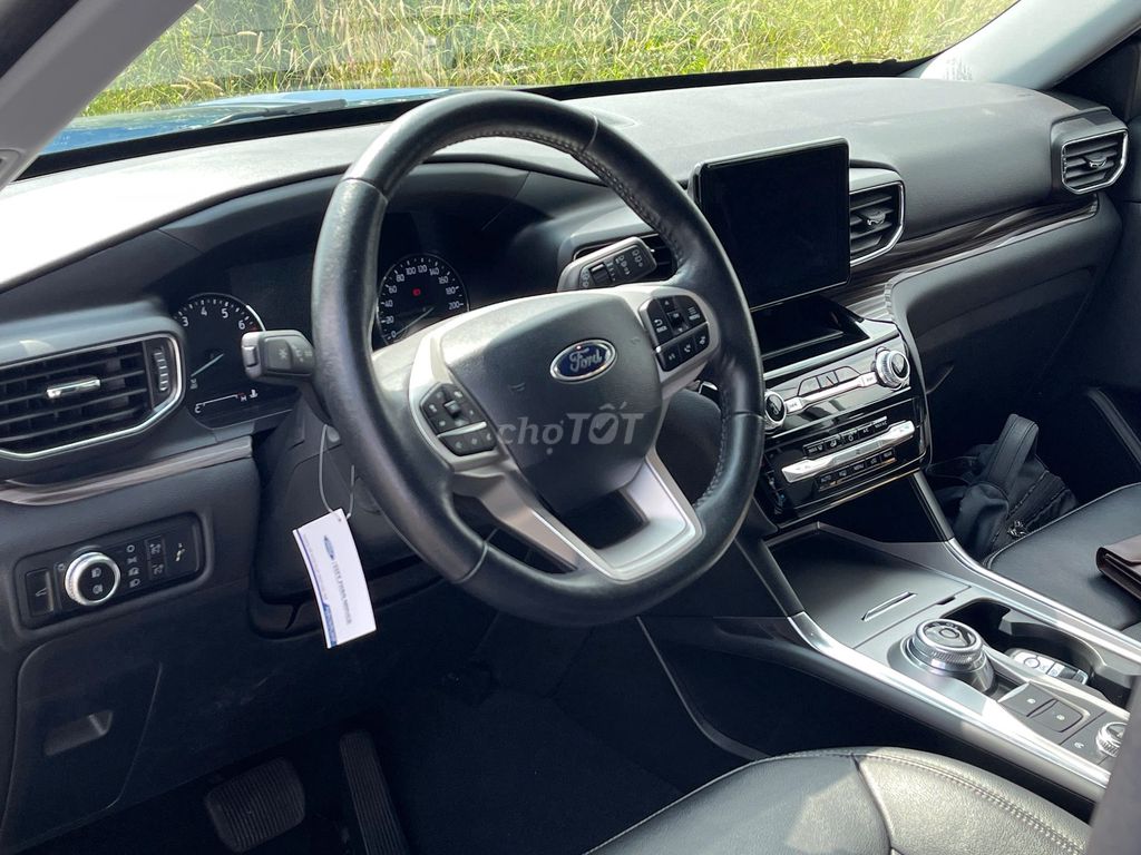 Ford Explorer Limited 2023  - 17000 km. Mua bán Ô tô tại Quận 10 Tp Hồ Chí Minh được đăng bởi Trần Hoàng Long hình 5
