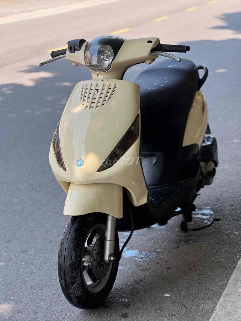 Piaggio Zip 100cc кремовый, крутой номер, 2013