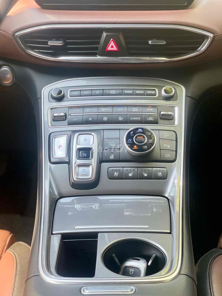 Hyundai Santa Fe 2022 Cao cấp 2.2L máy dầu full. Mua bán Ô tô tại Quận Long Biên Hà Nội được đăng bởi Hoàng Thanh auto hình 8