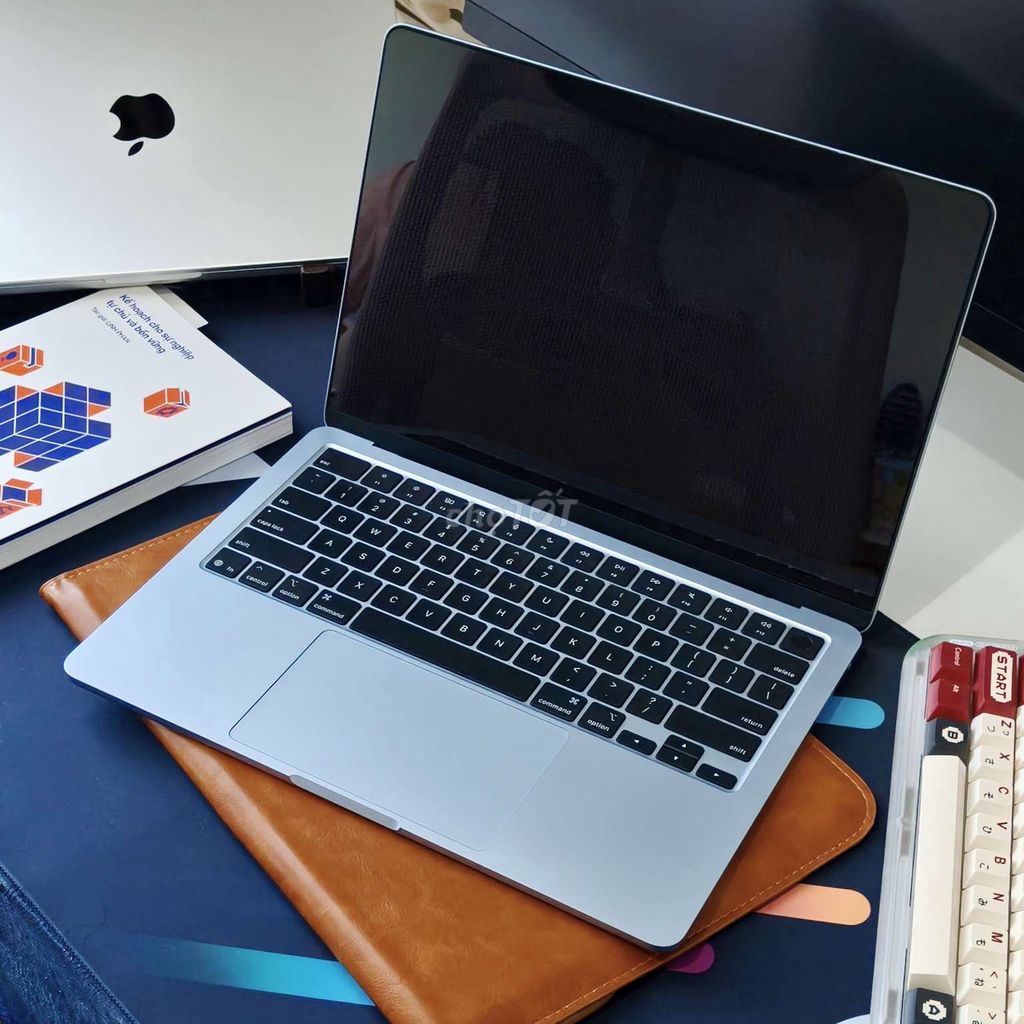 Macbook air m4 keng Bh 7/2026. Mua bán Laptop tại Quận Cẩm Lệ Đà Nẵng được đăng bởi Hà Phước Hậu hình 1