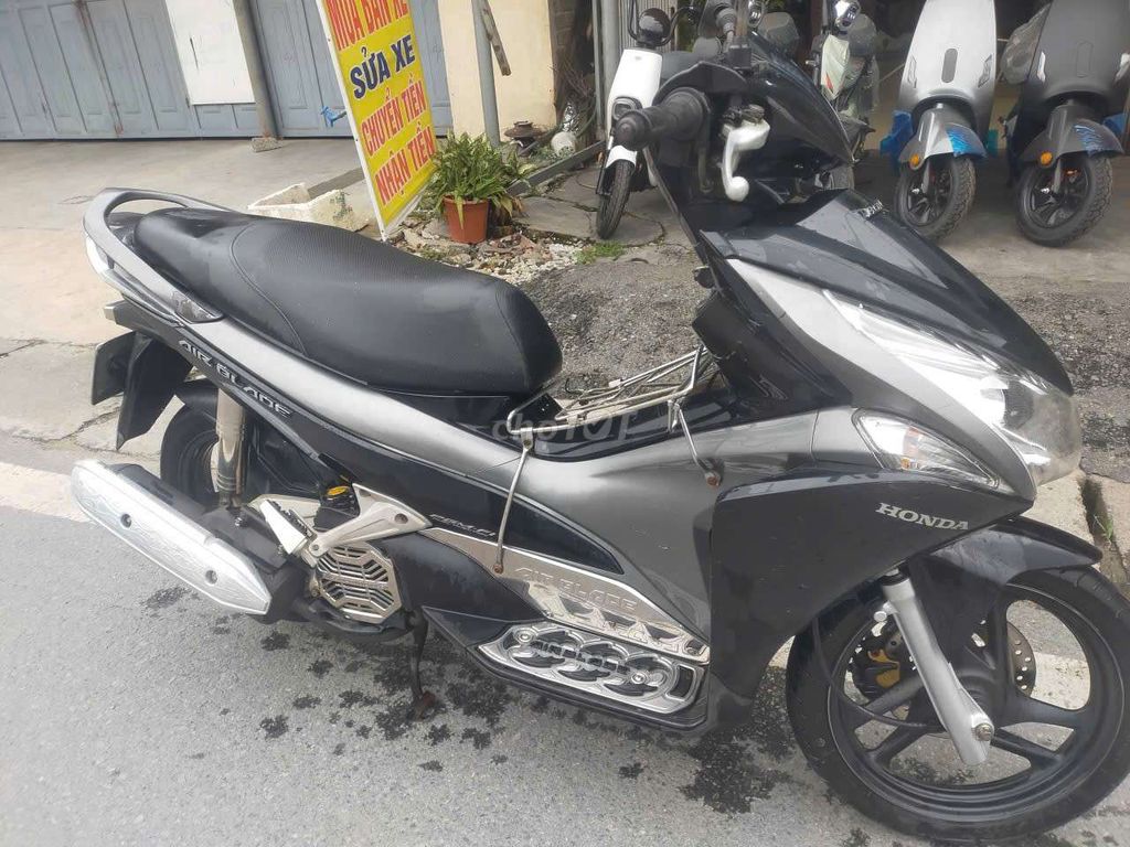 Cần bán xe chính chủ Máy zin êm chất. Mua bán Xe máy tại Huyện An Dương Hải Phòng được đăng bởi Trần Oanh hình 4