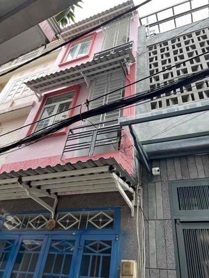 Аренда · 3 комн. · 38 м² · Quận Tân Bình, ул. Đường Trần Mai Ninh