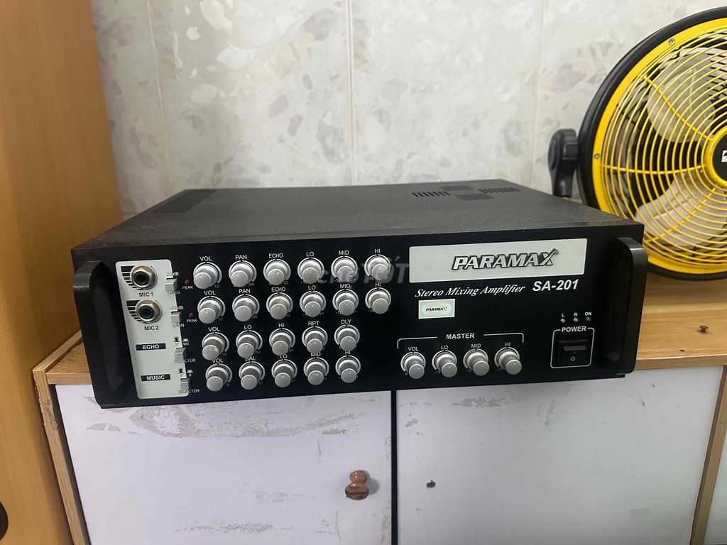 Amply karaoke Paramax SA-201 Đen. Mua bán Tivi, Âm thanh tại Thành phố Buôn Ma Thuột Đắk Lắk được đăng bởi Nguyễn Duy hình 1