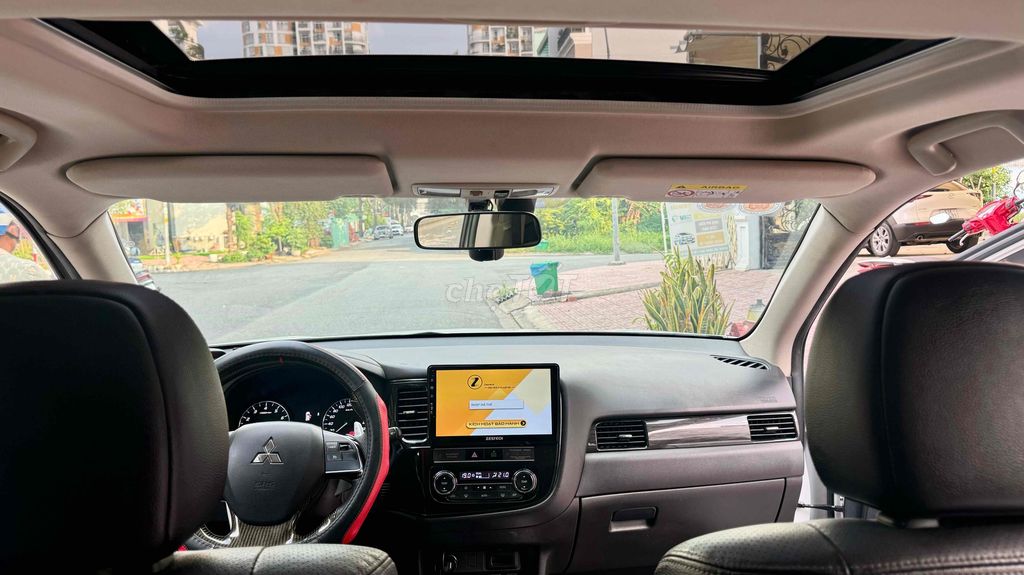 Mitsubishi Outlander 2019 2.0 CVT Premium - 92000. Mua bán Ô tô tại Huyện Bình Chánh Tp Hồ Chí Minh được đăng bởi TAN THANH AUTO hình 13