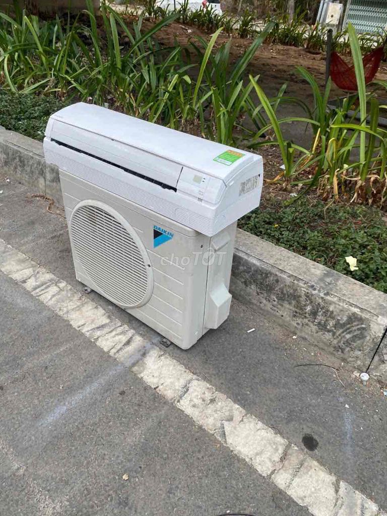 Máy lạnh Daikin 1 HP Trắng Đã sử dụng. Mua bán Máy lạnh, điều hoà tại Huyện Nhà Bè Tp Hồ Chí Minh được đăng bởi Nguyễn Thị Yến hình 1