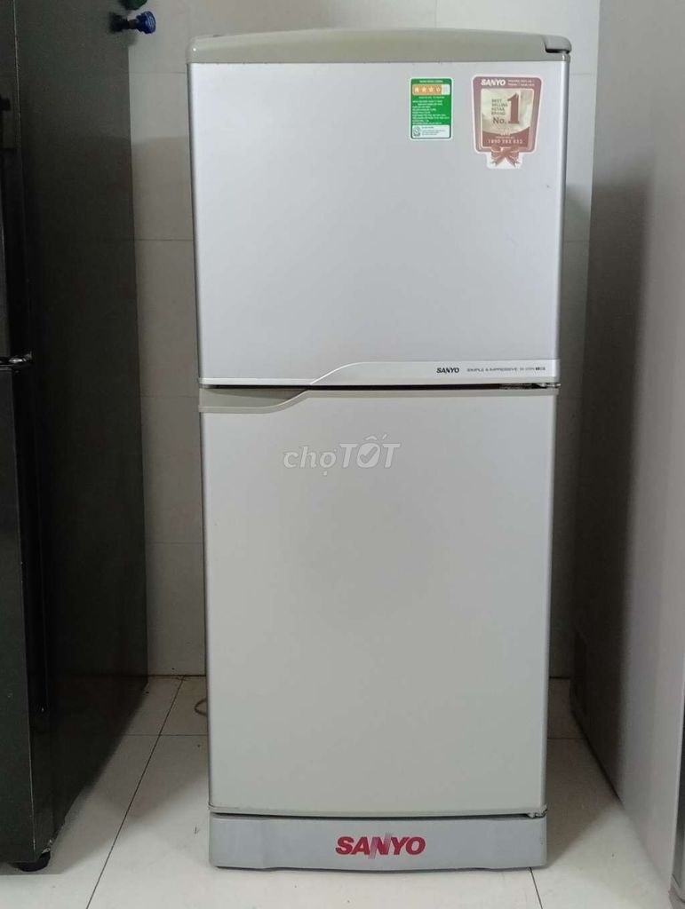 Tủ lạnh Sanyo như hình