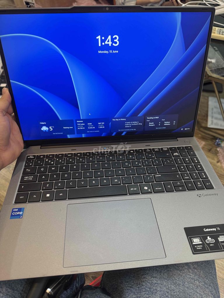 Gateway 16 i7 1335U 16GB/512GB Xám Like New. Mua bán Laptop tại Quận Đống Đa Hà Nội được đăng bởi Lê Khuyến hình 1