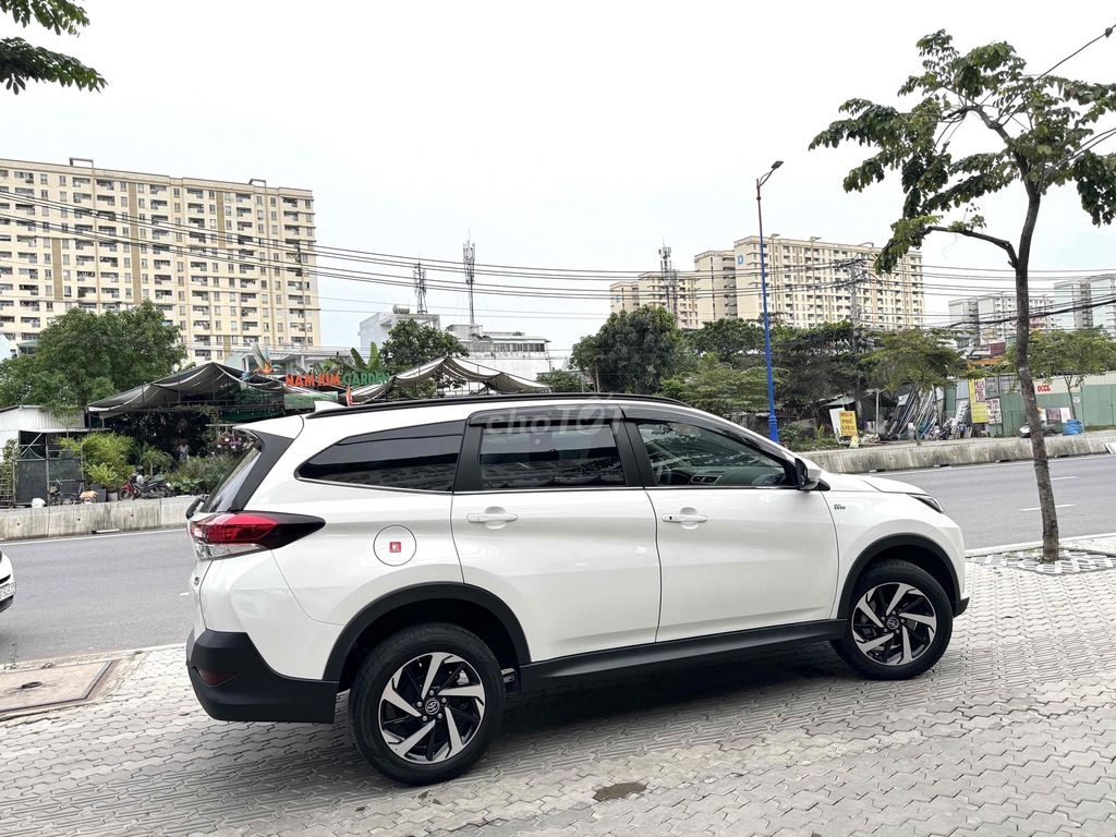 Toyota Rush 2021 5700km Trắng. Mua bán Ô tô tại Thành phố Thủ Đức Tp Hồ Chí Minh được đăng bởi ĐỨC XE LƯỚT hình 5