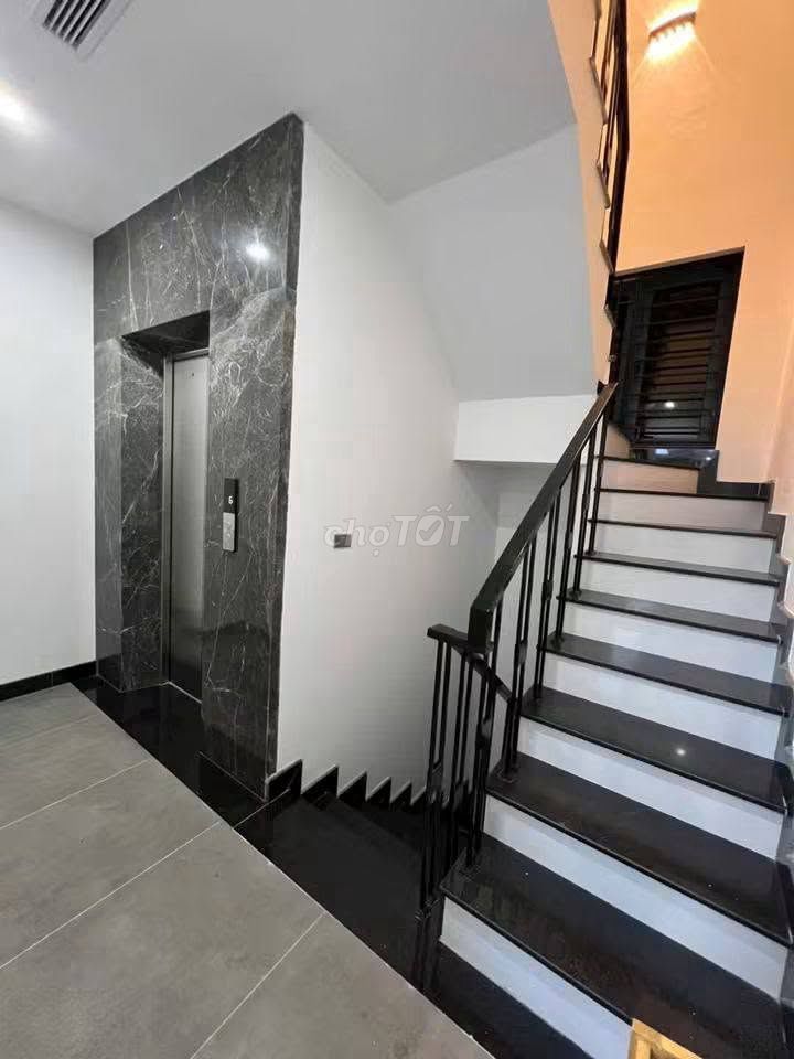 Продается дом Galaxy Van Phuc, 90м2, 6T, лифт, полностью меблирован