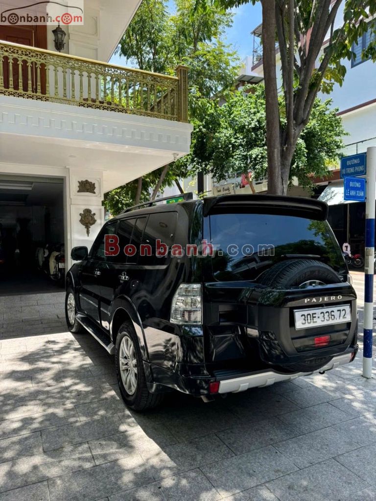 Pajero 2016 GLS Class 3.8 4x4 AT - màu đen. Mua bán Ô tô tại Thành phố Thủ Đức Tp Hồ Chí Minh được đăng bởi Anh Minh hình 4