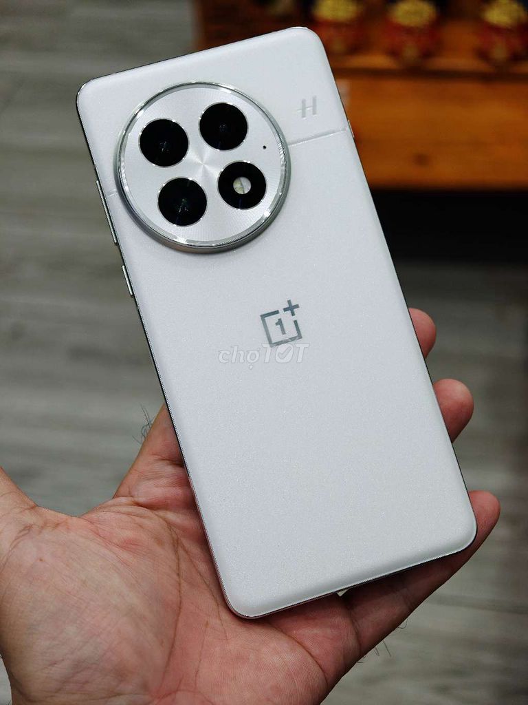 Oneplus 13 12/256G fullbox rất đẹp, zin 100%. Mua bán Điện thoại tại Quận Cái Răng Cần Thơ được đăng bởi Kim Phú hình 1