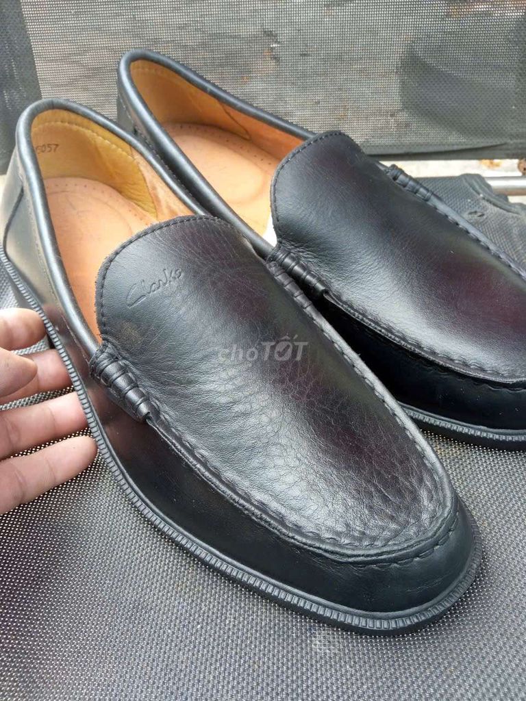 Hiệu Clarks, made in Cambodia, size 39