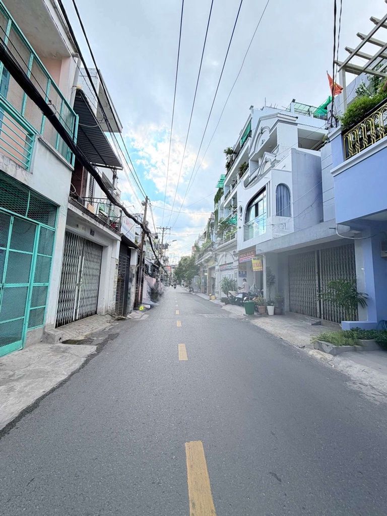 Bán Nhà:Đường Phan Huy ích ,P 15 Tân bình, Ngang 5M ,80M2 ,Giá :5,99Tỷ