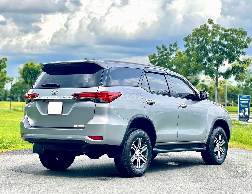 Toyota Fortuner 2019 2.4G 4x2 AT - 36,000 km cọp.. Mua bán Ô tô tại Thành phố Thủ Đức Tp Hồ Chí Minh được đăng bởi Đức Tứ Bánh hình 5