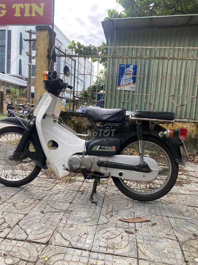 Honda Cub 50cc không cần bằng lái. Mua bán Xe máy tại Quận Liên Chiểu Đà Nẵng được đăng bởi Nhật Thắng hình 2
