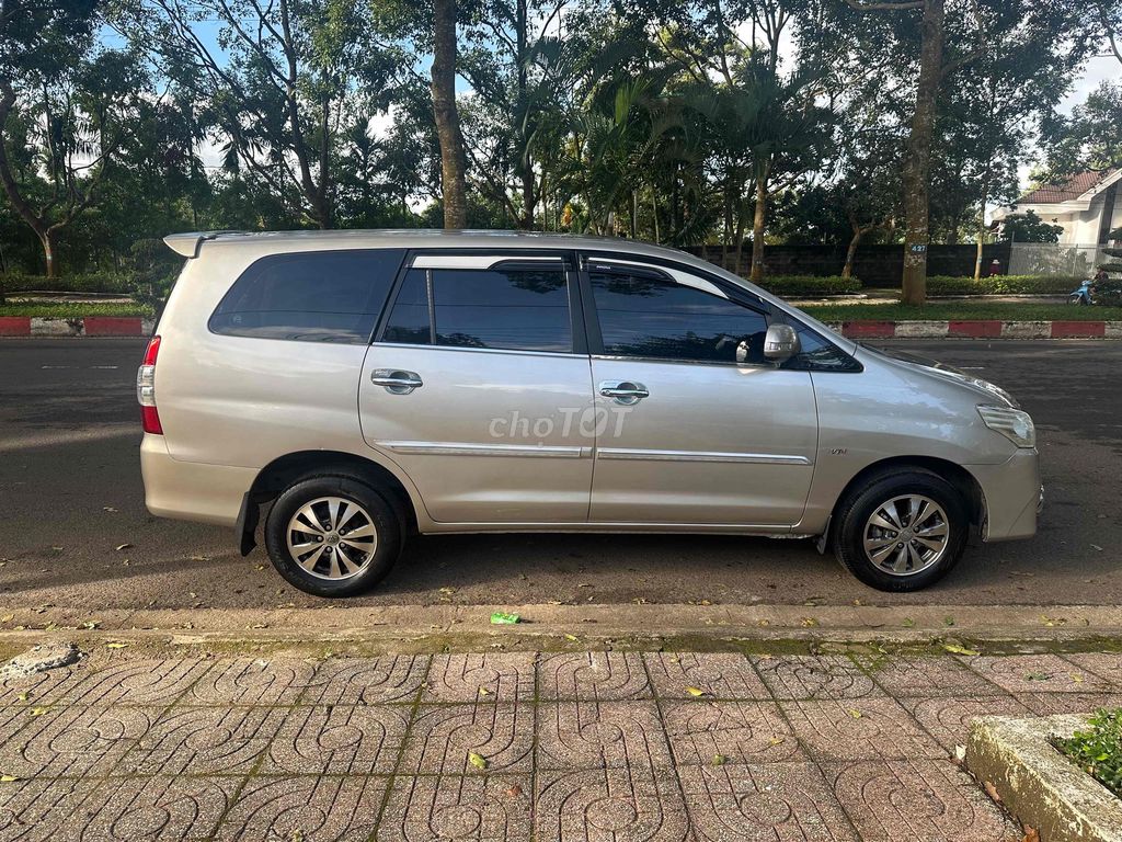 gd cần bán Toyota Innova 2015 E. Mua bán Ô tô tại Thành phố Buôn Ma Thuột Đắk Lắk được đăng bởi Phong phú hình 4