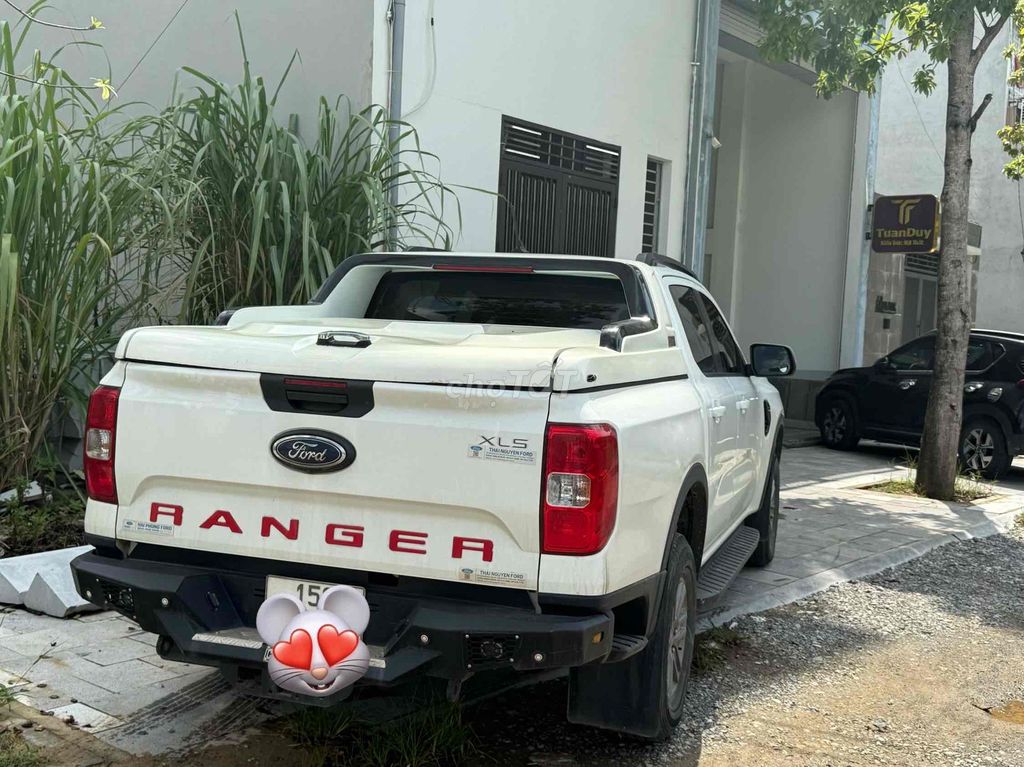 Ford Ranger XLS белый
