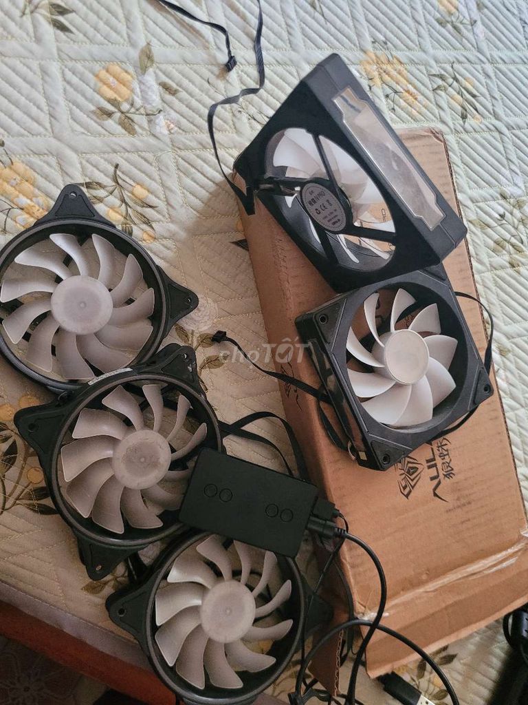 2 fan vô cực coolmom 3fan thổi rad colermaster. Mua bán Phụ kiện (Màn hình, Chuột...) tại Huyện Đại Lộc Quảng Nam được đăng bởi T hình 1