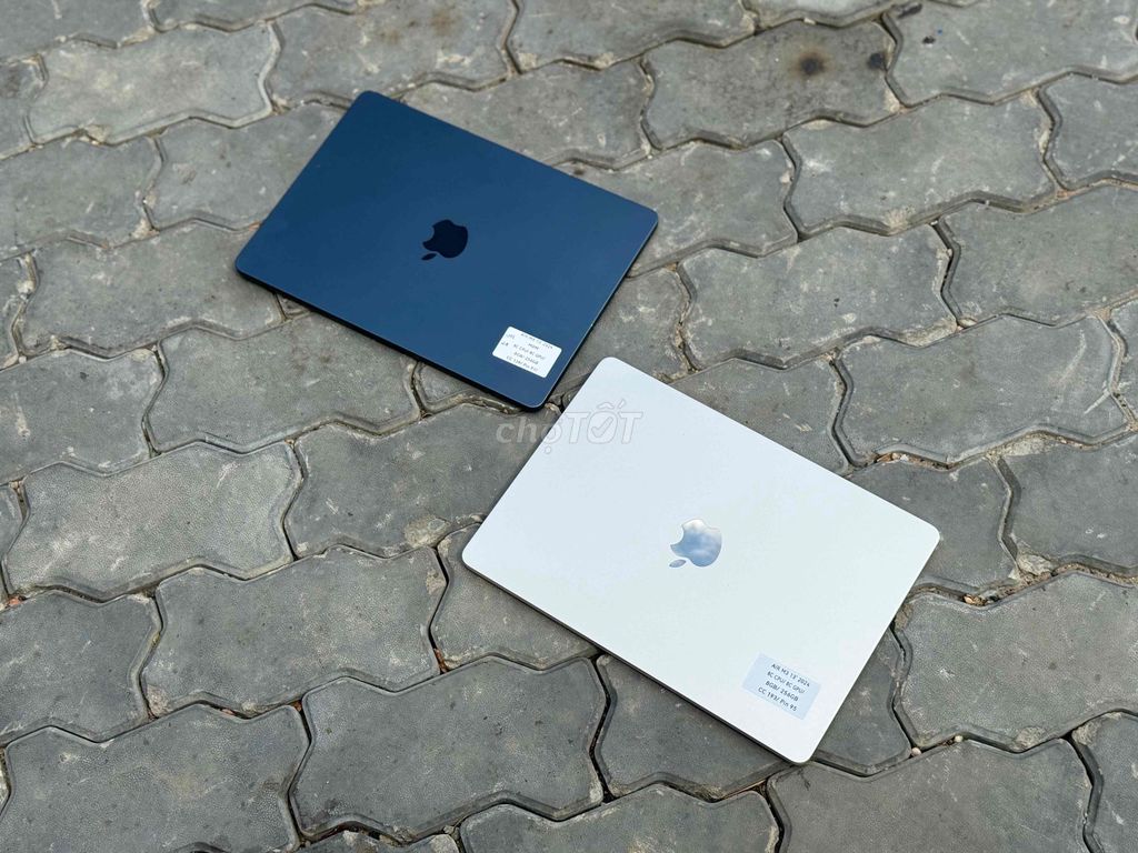 Macbook Air M3 2024 13.6 inch 8GB/256GB mới. Mua bán Laptop tại Quận 10 Tp Hồ Chí Minh được đăng bởi thông hình 1