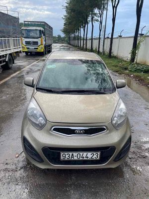Kia Morning 2011 1.0 AT - 680000 km. Mua bán Ô tô tại Huyện Quỳnh Lưu Nghệ An được đăng bởi lê thị thanh