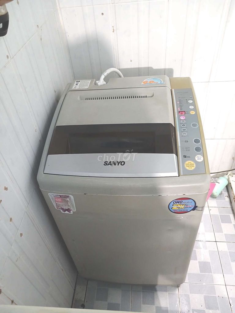 Máy giặt sanyo 9kg giặt ok đã vệ sinh lồng giặt