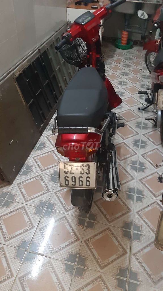 Хонда Дрим Тай 1997 красная