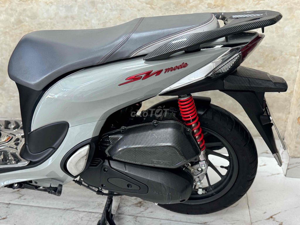 SH moden ABS xám xi măng mới 97% 43AD-098.17. Mua bán Xe máy tại Quận Sơn Trà Đà Nẵng được đăng bởi Minh Dũng bán trả góp 136 vân đồn  hình 2
