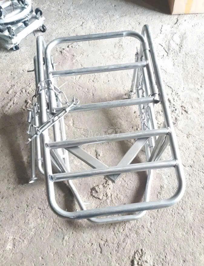 Giá chở hàng xe máy đa năng. Mua bán Nội thất, đồ gia dụng khác tại Quận Hà Đông Hà Nội được đăng bởi phạm văn nam hình 1