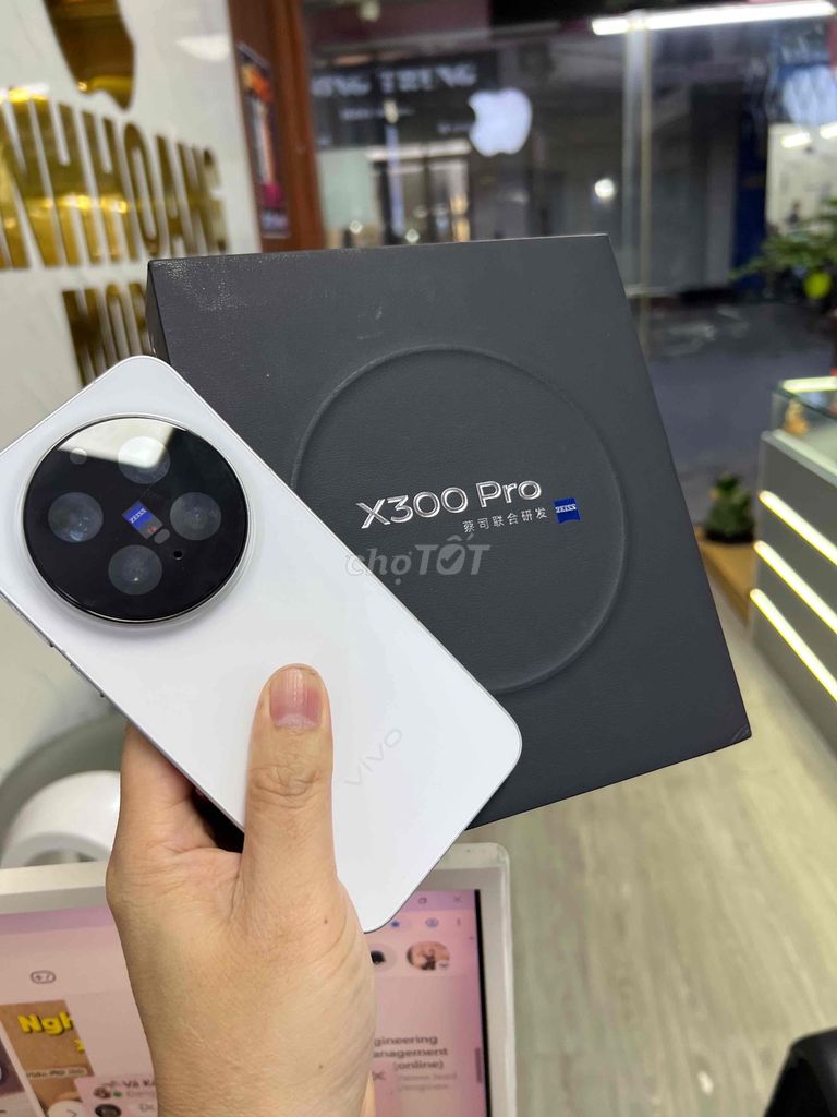 vivo x300pro ram 12/256g fullbox 99% zin all. Mua bán Điện thoại tại Quận Lê Chân Hải Phòng được đăng bởi hoang anh hình 1