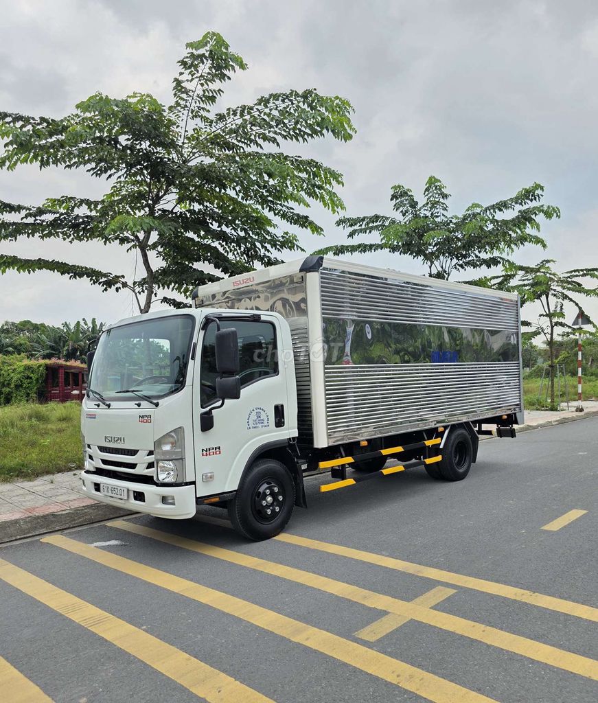 Isuzu NPR 400 tải 3t9 thùng 5m15 đời cuối 2021. Mua bán Xe tải, xe ben tại Thành phố Thuận An Bình Dương được đăng bởi Đạt Bình Dương Chuyên Xe Lướt Đời Cao hình 2