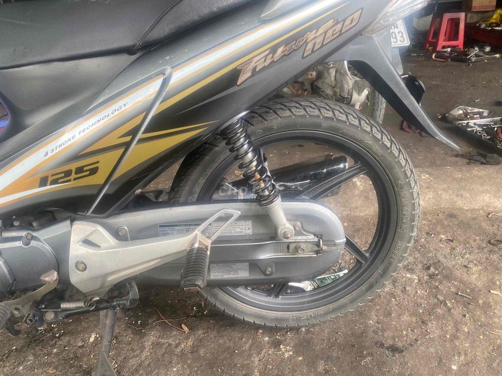 Honda Future Neo Đen Vàng Bạc. Mua bán Xe máy tại Huyện Long Hồ Vĩnh Long được đăng bởi Hai lúa hình 4